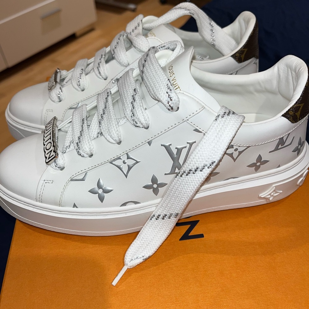Louis Vuitton time out sneakers